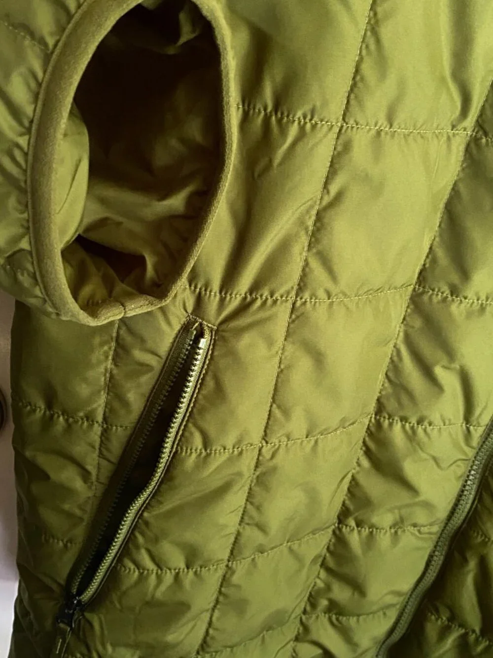 The North Face Men’s Large Olive Green Quilted Insulated Jacket Asymmetrical Zip